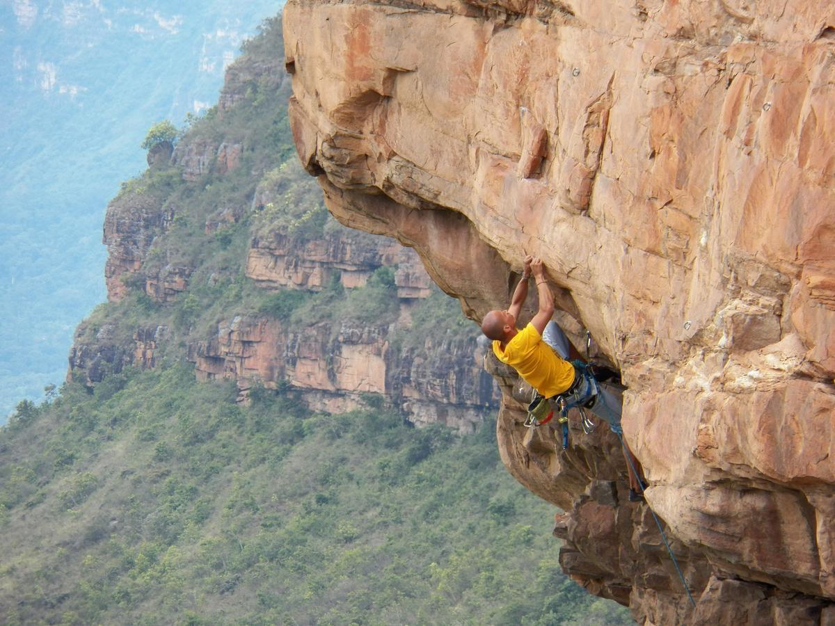 بيت شباب هوستال خوان باليتوس لوس سانتوس المظهر الخارجي الصورة
